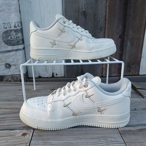 Nike Air Force 1 07 Off White & Golden Women's Sneakers Size 7